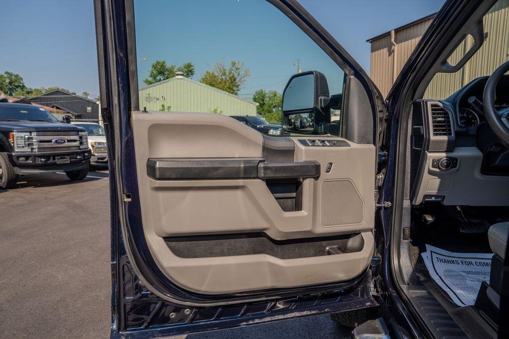 Used 2022 Ford F350 XL w/ STX Appearance Package AWD/4WD image 14
