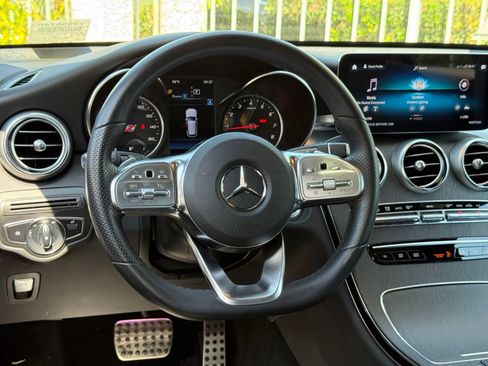 Used 2022 Mercedes-Benz GLC 300 image 36