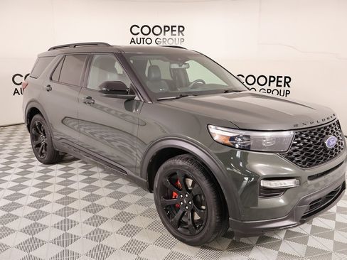 Used 2022 Ford Explorer ST w/ ST Street Pack image 1