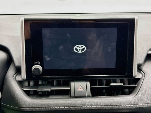Used 2025 Toyota RAV4 LE FWD image 19