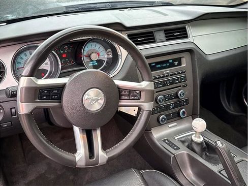 Used 2011 Ford Mustang GT Premium w/ Security Pkg RWD image 29