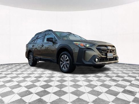 Certified 2025 Subaru Outback Premium w/ Popular Package #1A AWD/4WD image 14