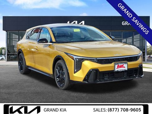 New 2026 Kia K4 GT-Line Turbo image 2