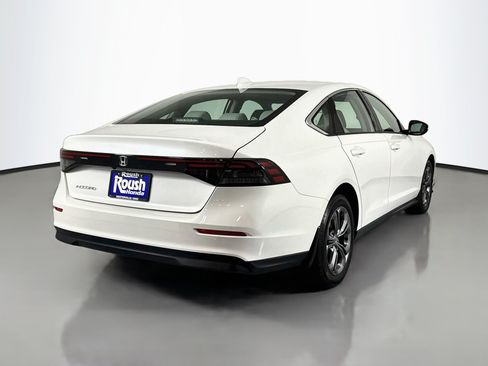 Certified 2023 Honda Accord EX image 5
