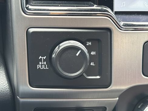 Used 2022 Ford F350 Platinum AWD/4WD image 23