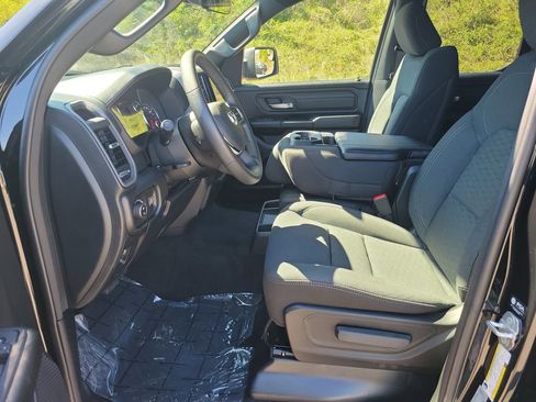 New 2026 RAM 1500 Express image 26