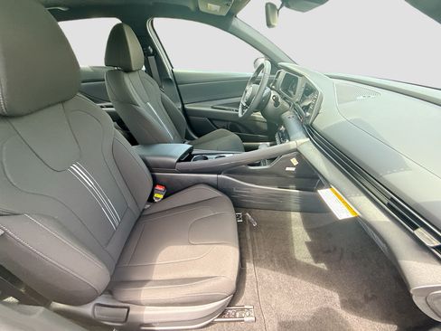 New 2026 Hyundai Elantra SEL Sport Premium FWD image 20