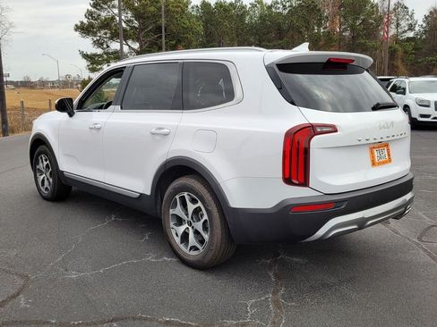 Used 2022 Kia Telluride EX FWD image 8