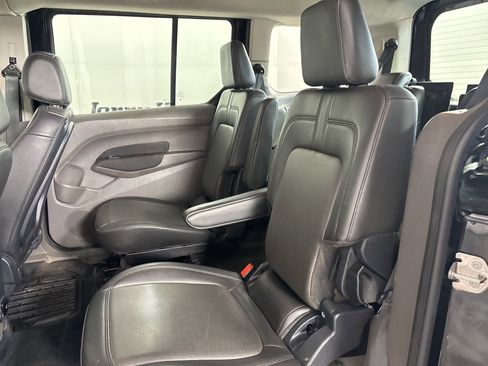 Used 2022 Ford Transit Connect XL FWD image 18