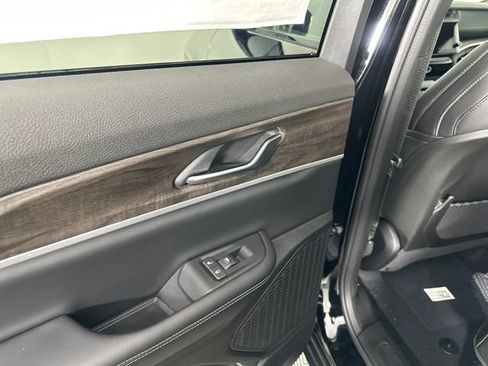 New 2026 Jeep Grand Cherokee Laredo image 13