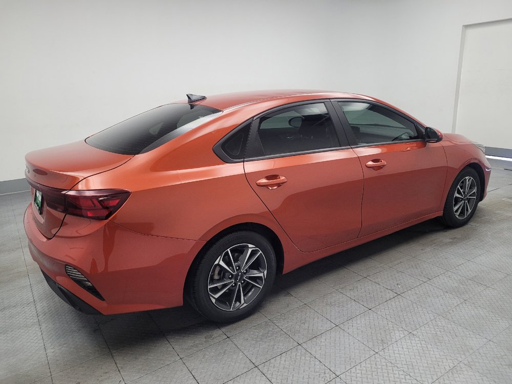 Used 2023 Kia Forte LXS FWD image 9