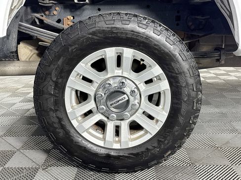 Used 2019 Ford F350 XLT image 30