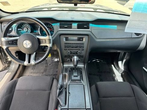 Used 2013 Ford Mustang GT RWD image 13