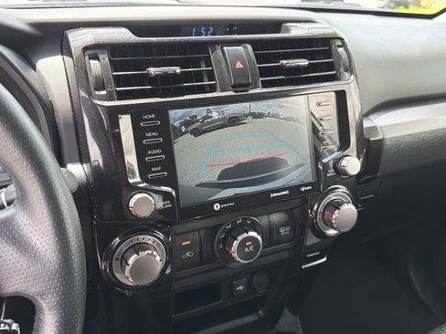 Certified 2024 Toyota 4Runner TRD Off-Road image 7