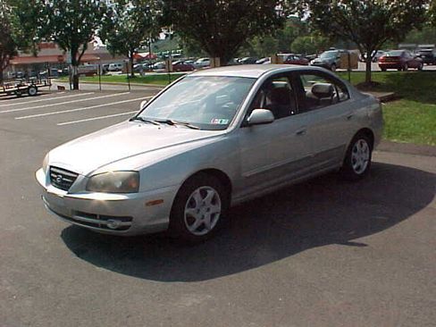 Used 2005 Hyundai Elantra GLS image 16