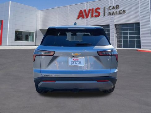 Used 2025 Chevrolet Equinox LT image 7