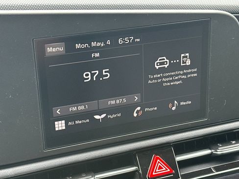 New 2026 Kia Niro LX FWD image 18