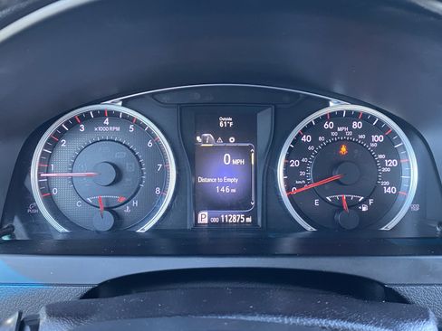 Used 2015 Toyota Camry SE FWD image 11