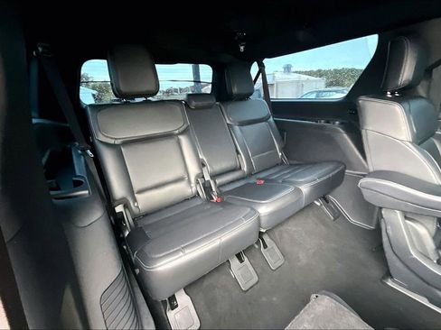 Used 2025 Ford Expedition Max Platinum w/ Stealth Performance Package AWD/4WD image 28