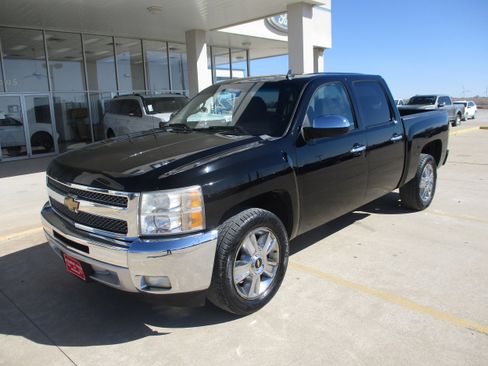 Used 2013 Chevrolet Silverado 1500 LT image 2