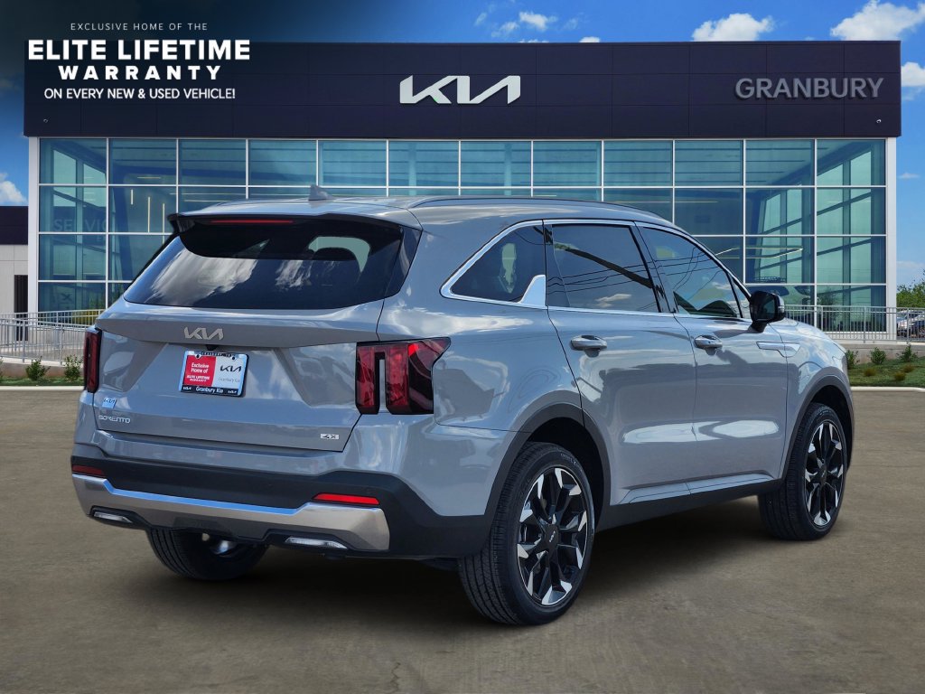 Certified 2026 Kia Sorento EX AWD/4WD image 5