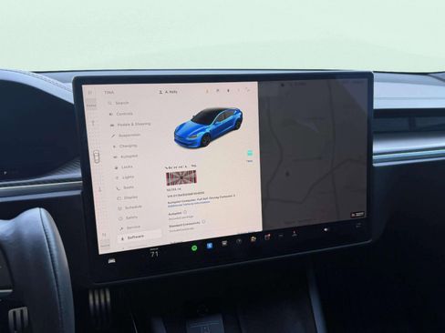 Used 2021 Tesla Model S Plaid image 14