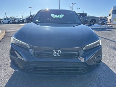 Used 2023 Honda Civic Sport image 2