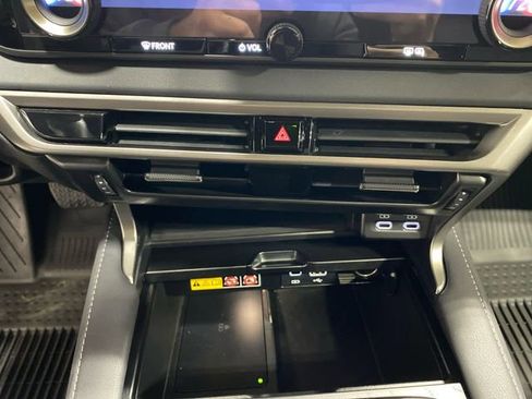 Used 2024 Lexus RX 350 Premium w/ Accessory Package (Z1) image 19