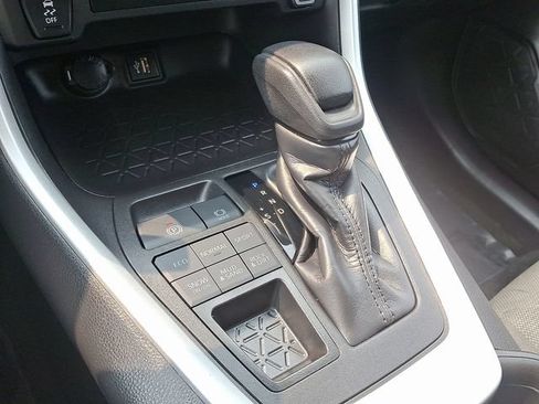 Used 2024 Toyota RAV4 XLE AWD/4WD image 14
