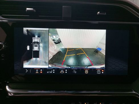 New 2026 GMC Sierra 3500 Denali w/ Denali Reserve Package image 25