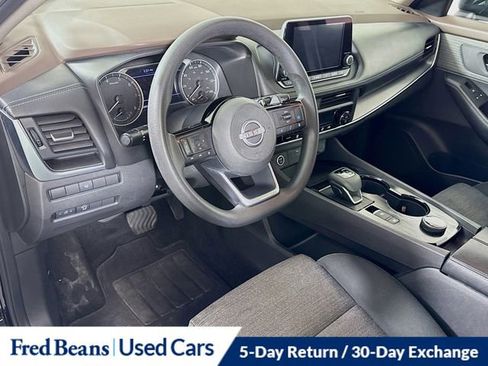 Used 2023 Nissan Rogue SV AWD/4WD image 11