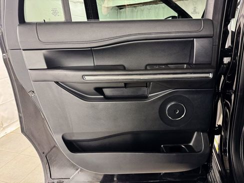 Used 2020 Ford Expedition Max XLT w/ Equipment Group 202A image 14