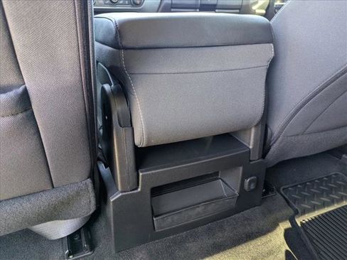 Used 2018 Chevrolet Silverado 1500 LT w/ Texas Edition image 17