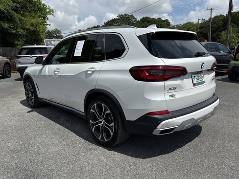 Used 2022 BMW X5 sDrive40i w/ Premium Package image 3
