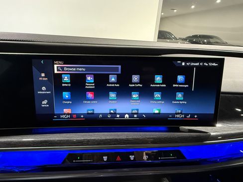 Used 2023 BMW i7 xDrive60 image 39