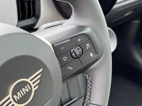 New 2025 MINI Cooper S FWD image 29