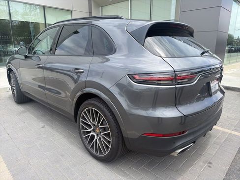 Used 2020 Porsche Cayenne AWD/4WD image 7