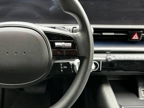 Certified 2025 Hyundai Ioniq 6 SE RWD image 28