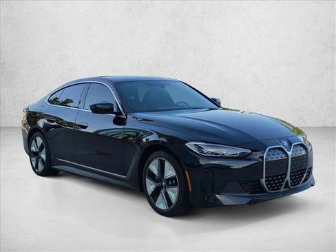 Used 2023 BMW i4 eDrive35 w/ Premium Package RWD image 3