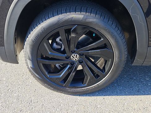 Used 2022 Volkswagen Atlas SE w/ Panoramic Sunroof Package AWD/4WD image 7