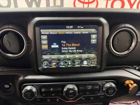 Used 2019 Jeep Wrangler Unlimited Sahara w/ Advanced Safety Group AWD/4WD image 31