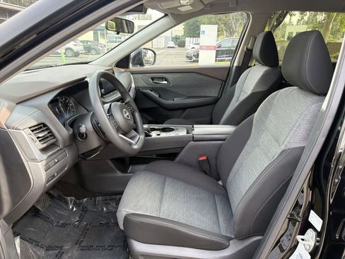 Used 2023 Nissan Rogue SV image 23