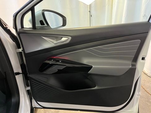 Used 2023 Volkswagen ID.4 Pro S image 11