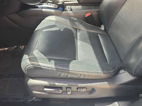 Used 2020 Honda Pilot Touring image 18