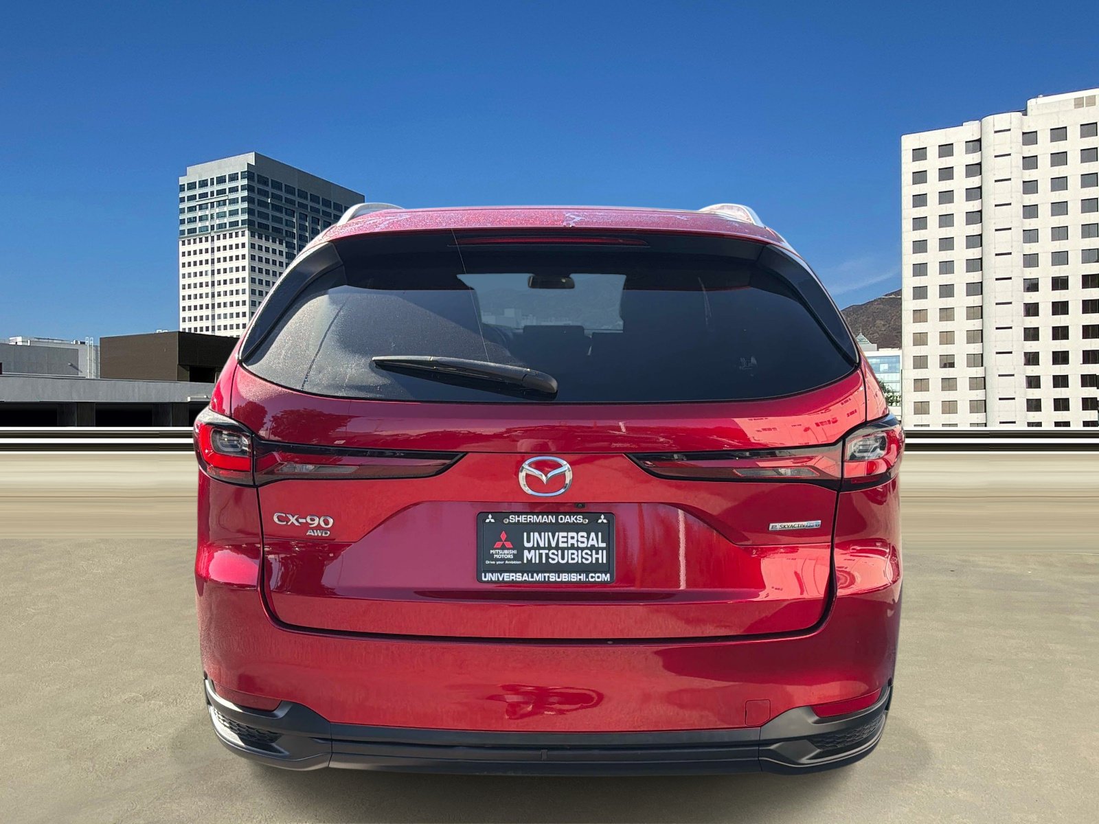 Used 2024 MAZDA CX-90 Plug-In Hybrid w/ Preferred AWD/4WD image 4