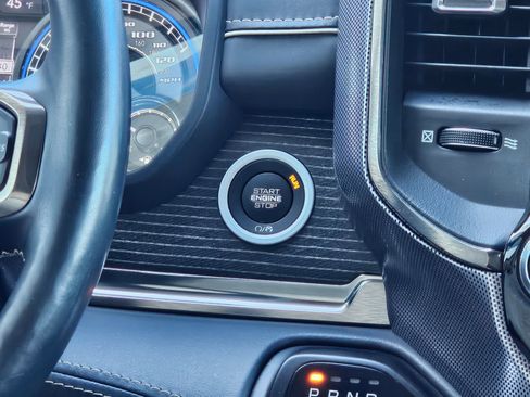 Used 2019 RAM 1500 Limited w/ Advanced Safety Group image 14