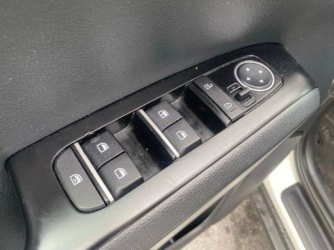 Used 2021 Kia Soul LX FWD image 13