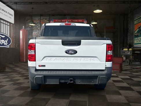 Used 2025 Ford Maverick XLT FWD image 5