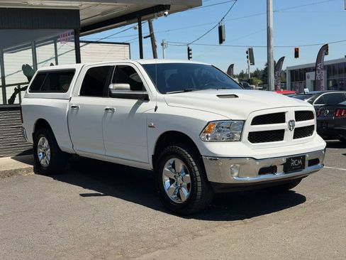 Used 2019 RAM 1500 Big Horn AWD/4WD image 3