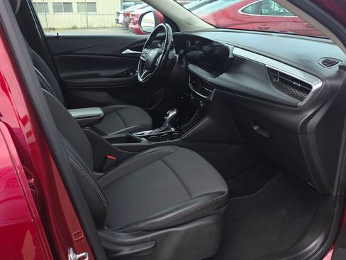 Used 2024 Buick Encore GX Preferred FWD image 17